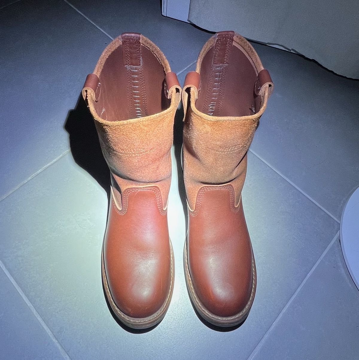 Photo by bootsnfloors on January 29, 2025 of the White's Westbale in Seidel Red Dog Oil Tan & Seidel Red Dog Oil Tan Roughout.