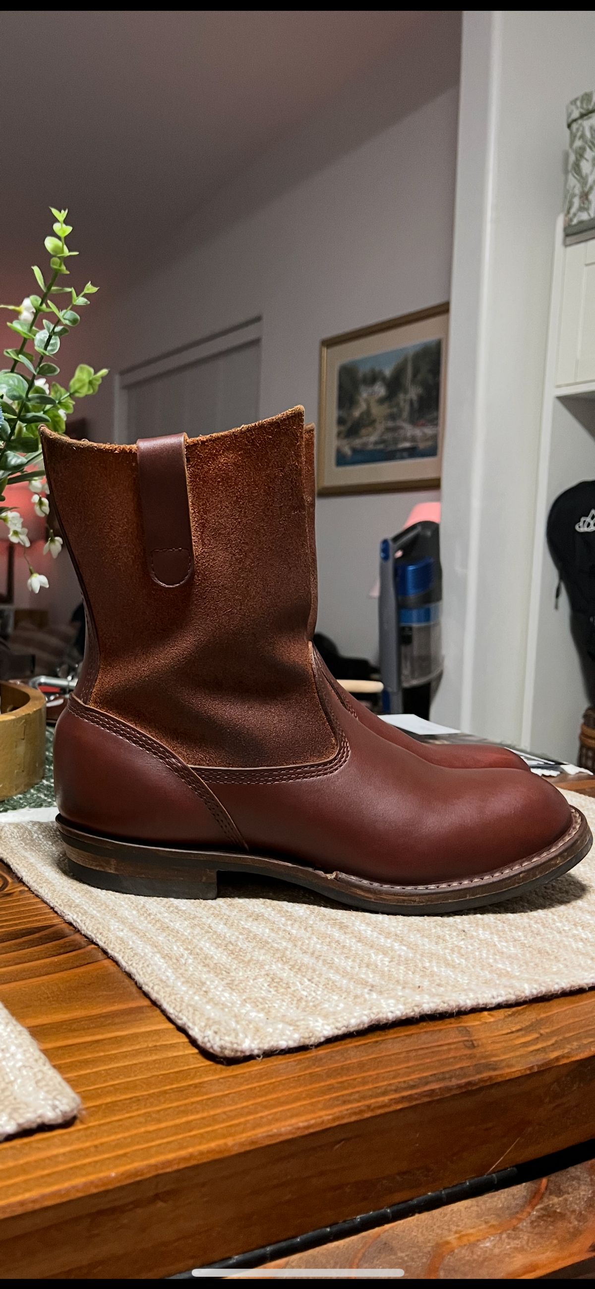 Photo by bootsnfloors on February 11, 2025 of the White's Westbale in Seidel Red Dog Oil Tan & Seidel Red Dog Oil Tan Roughout.