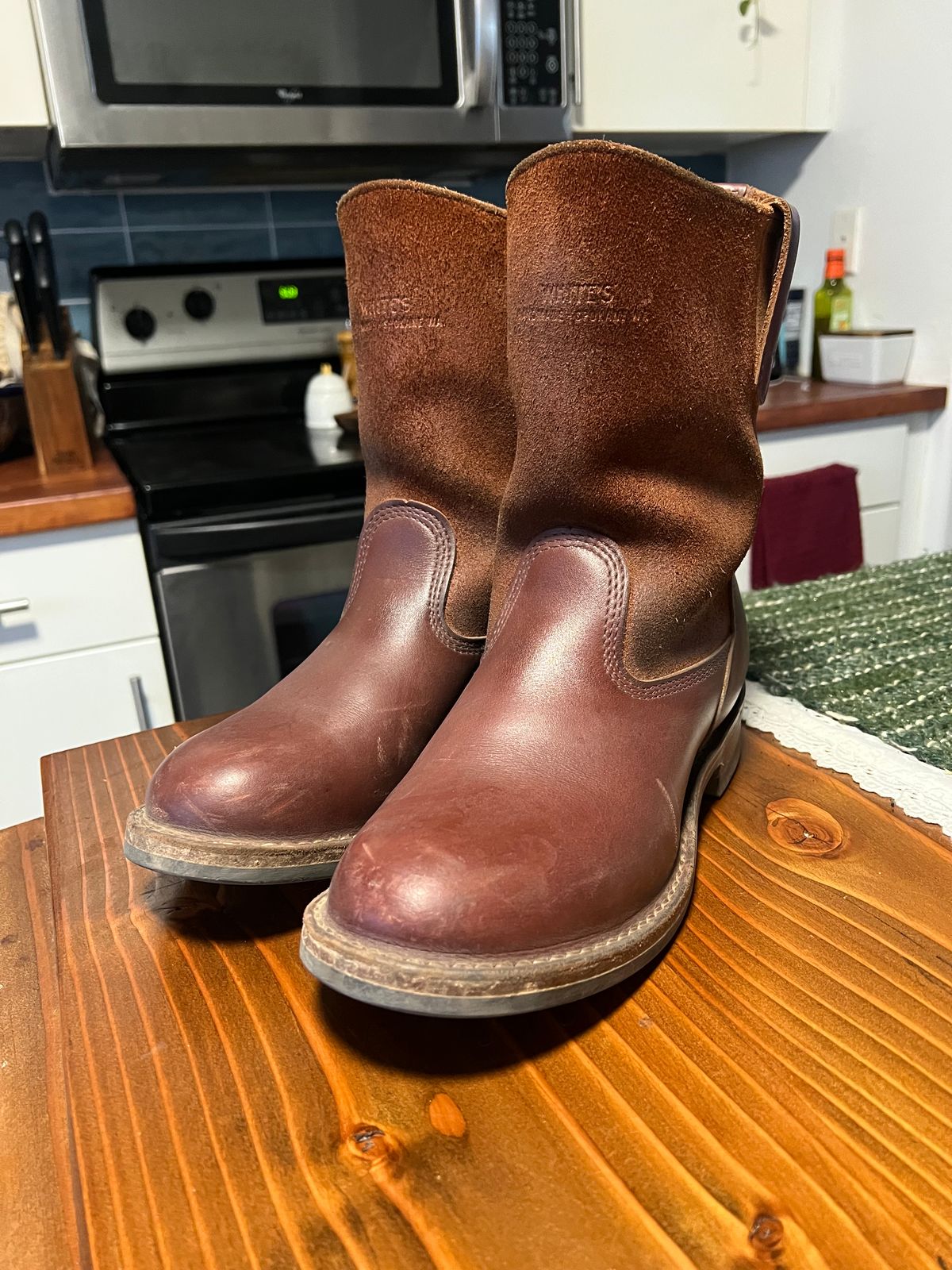 Photo by bootsnfloors on March 21, 2025 of the White's Westbale in Seidel Red Dog Oil Tan & Seidel Red Dog Oil Tan Roughout.