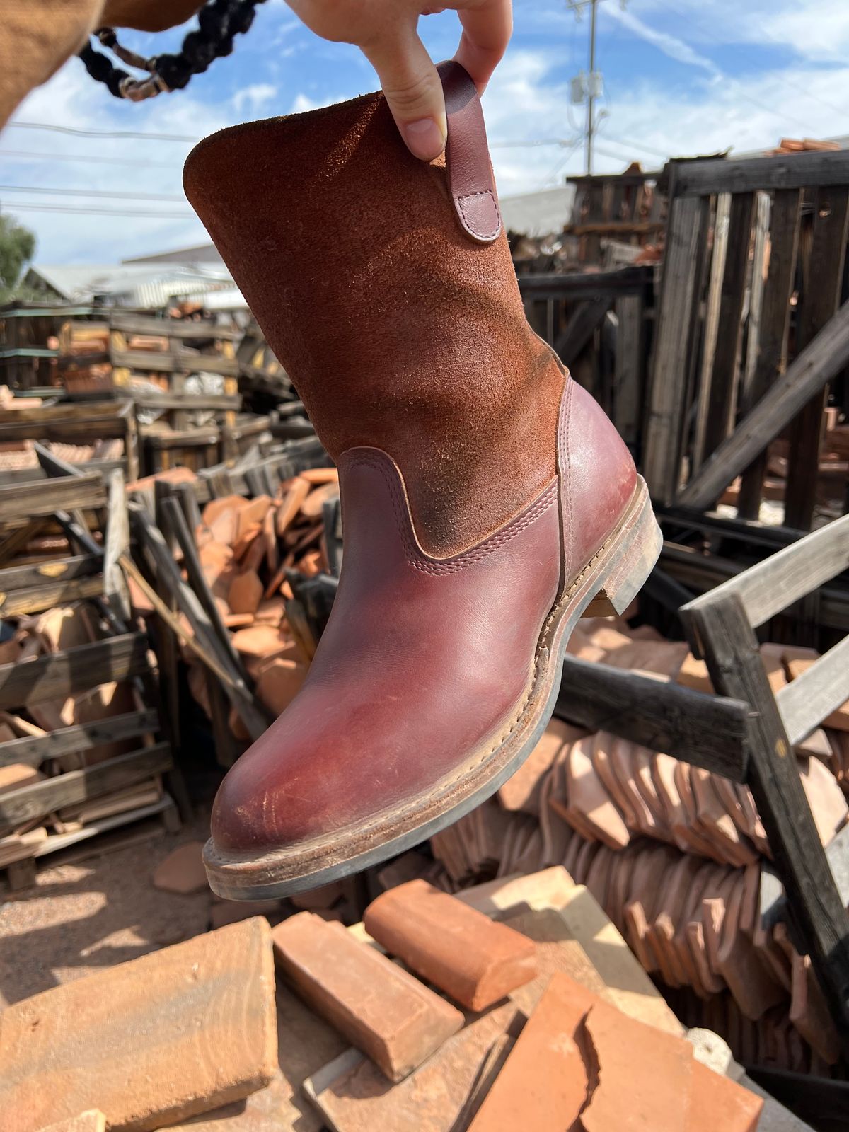 Photo by bootsnfloors on March 26, 2025 of the White's Westbale in Seidel Red Dog Oil Tan & Seidel Red Dog Oil Tan Roughout.