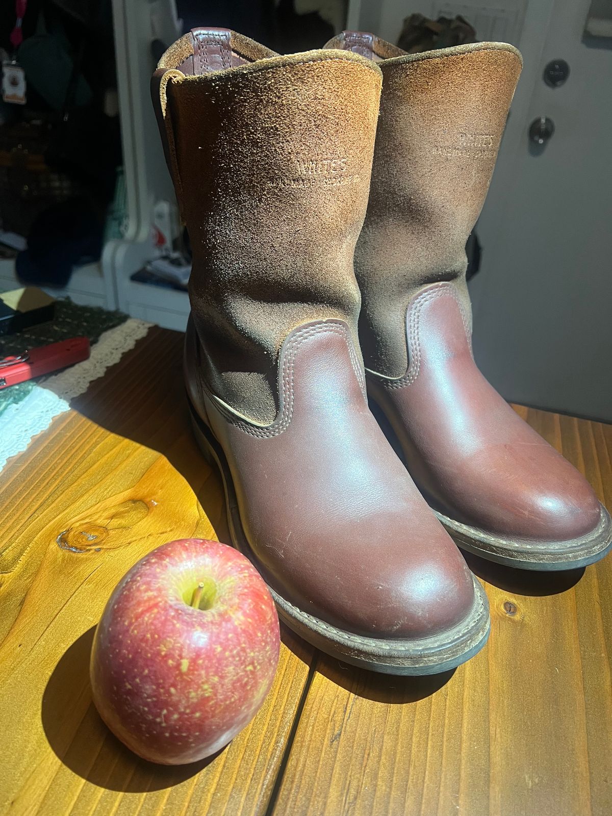Photo by bootsnfloors on April 7, 2025 of the White's Westbale in Seidel Red Dog Oil Tan & Seidel Red Dog Oil Tan Roughout.