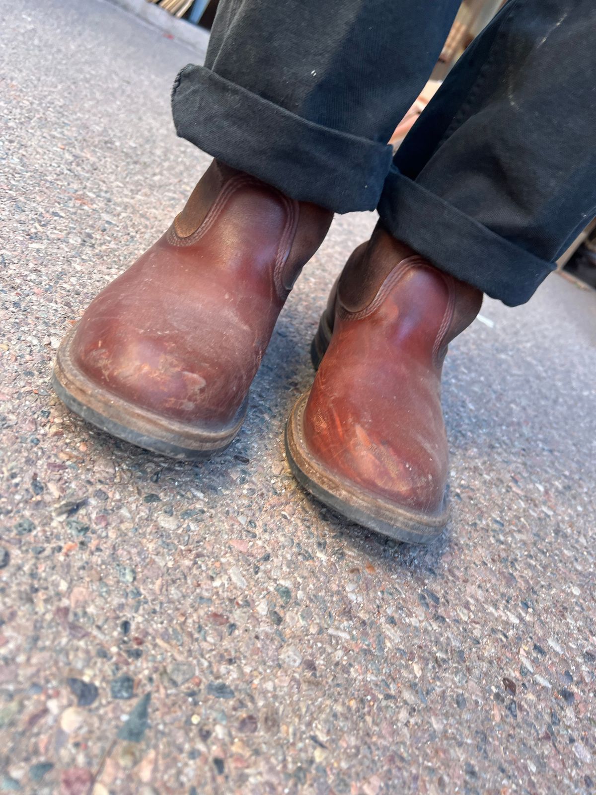 Photo by bootsnfloors on December 2, 2025 of the White's Westbale in Seidel Red Dog Oil Tan & Seidel Red Dog Oil Tan Roughout.