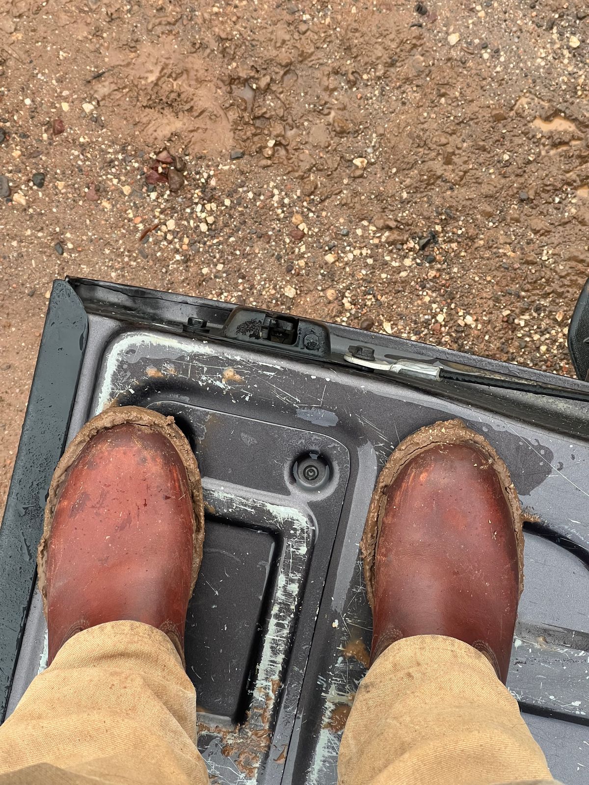 Photo by bootsnfloors on January 1, 2026 of the White's Westbale in Seidel Red Dog Oil Tan & Seidel Red Dog Oil Tan Roughout.