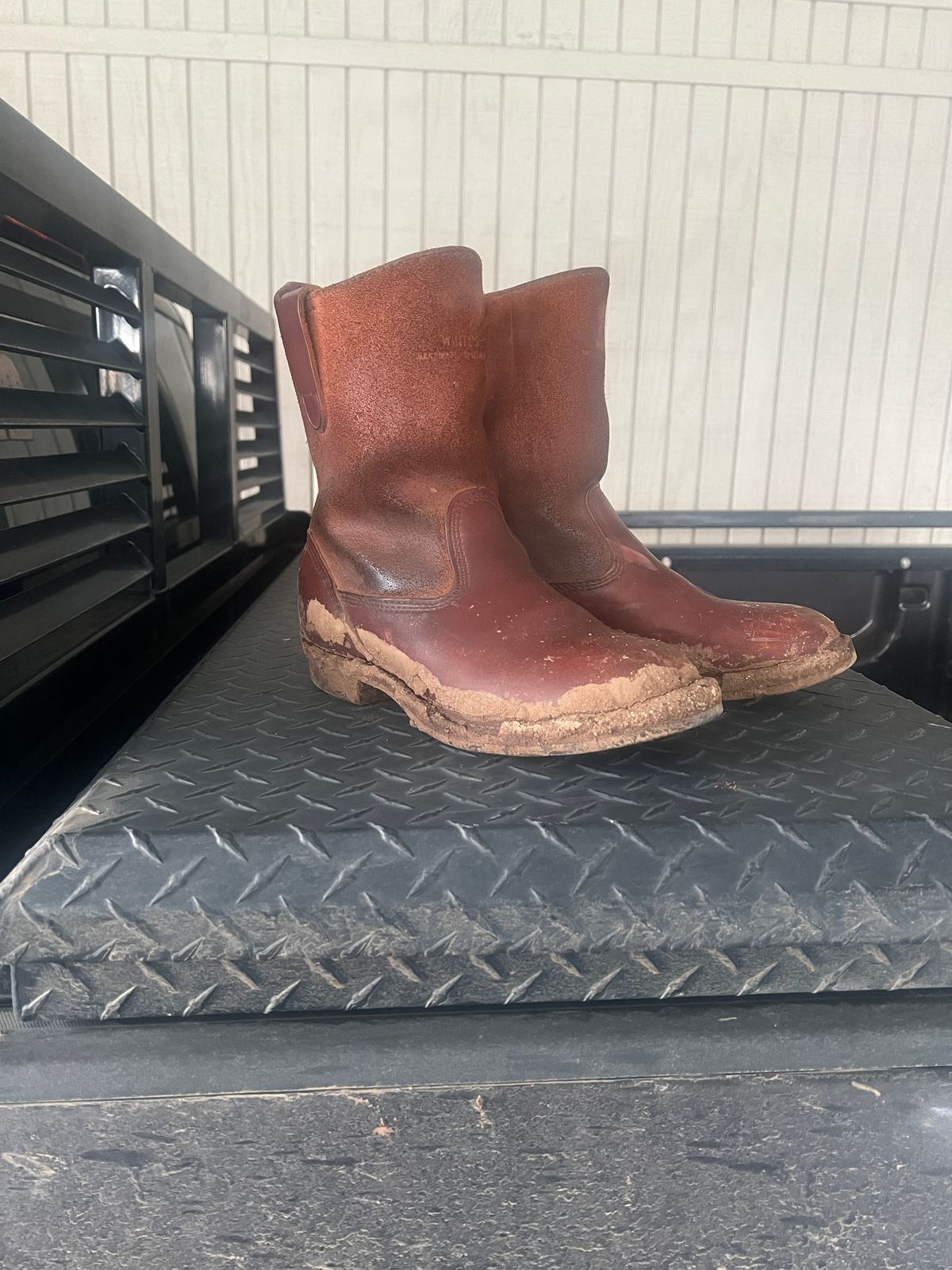 Photo by bootsnfloors on January 2, 2026 of the White's Westbale in Seidel Red Dog Oil Tan & Seidel Red Dog Oil Tan Roughout.