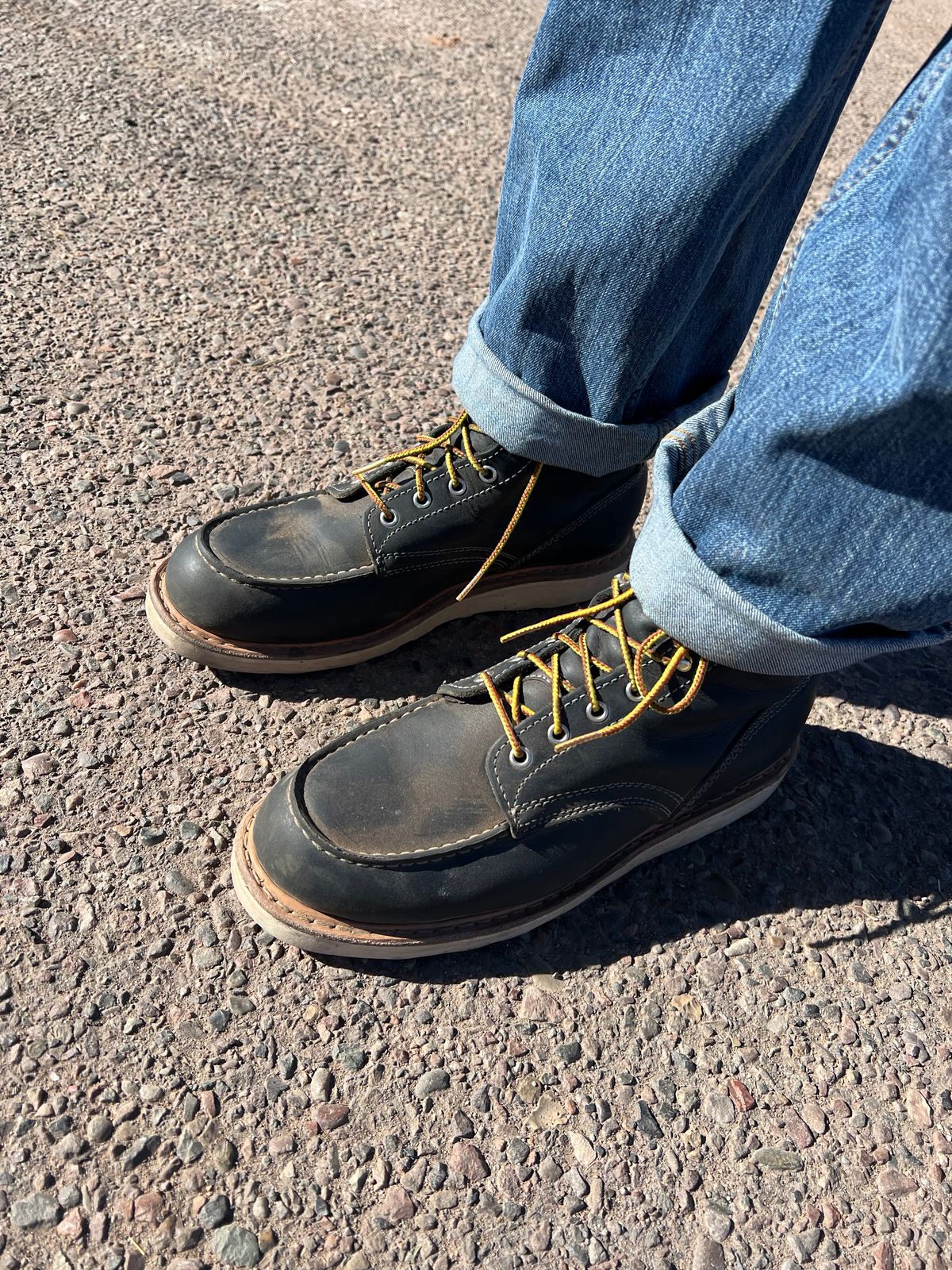 Photo by bootsnfloors on February 6, 2025 of the White's Perry 8" in Seidel Black Oil Tan.