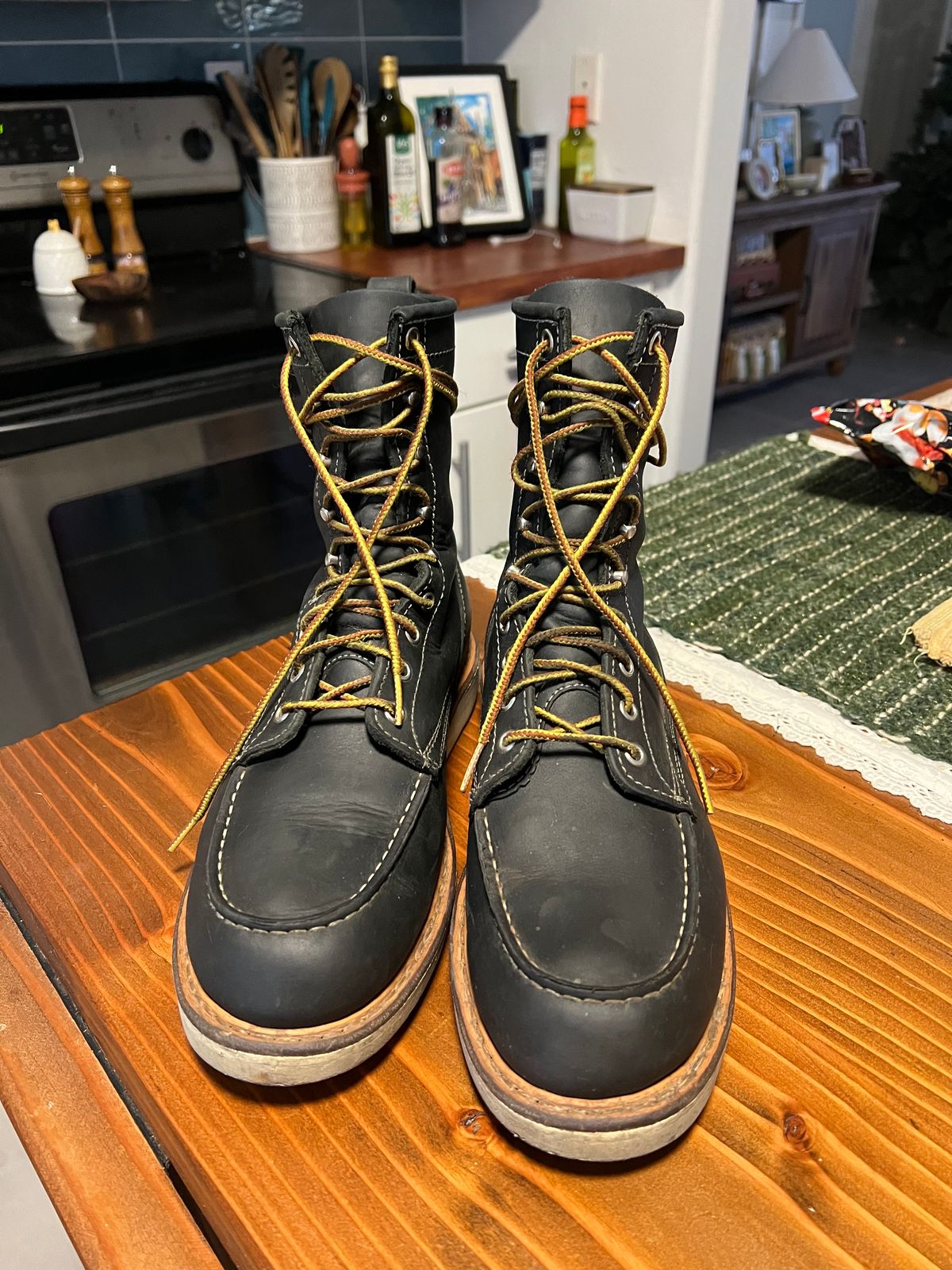 Photo by bootsnfloors on March 21, 2025 of the White's Perry 8" in Seidel Black Oil Tan.