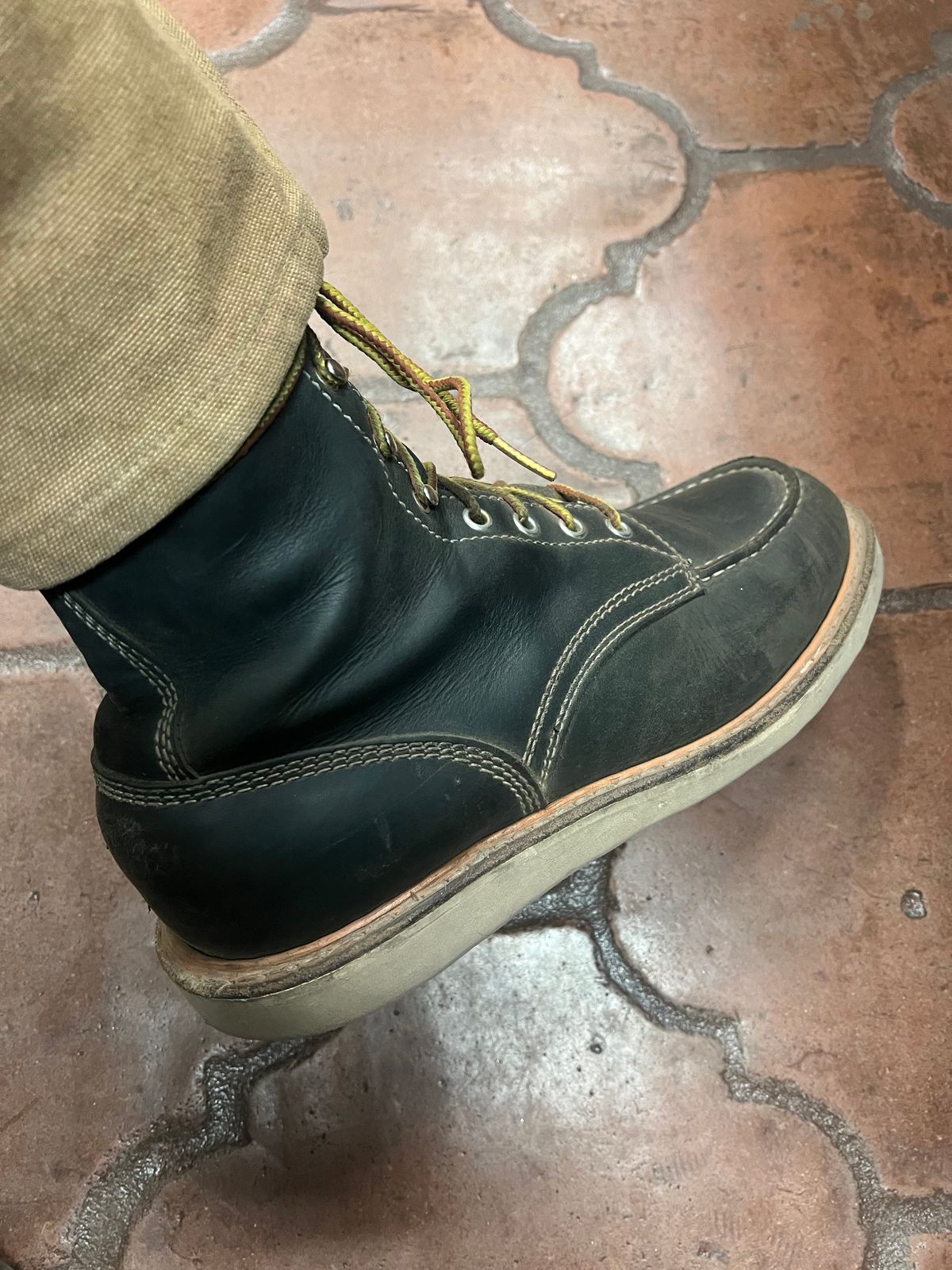 Photo by bootsnfloors on May 1, 2025 of the White's Perry 8" in Seidel Black Oil Tan.