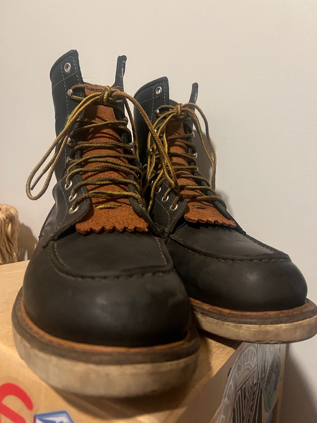 Photo by bootsnfloors on June 7, 2025 of the White's Perry 8" in Seidel Black Oil Tan.