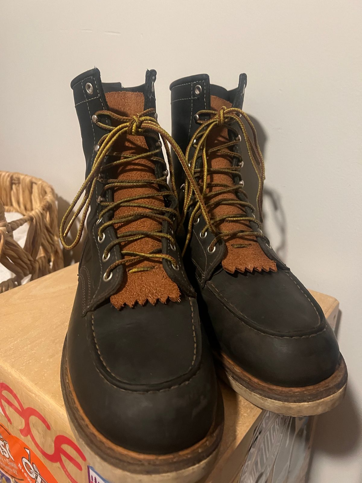 Photo by bootsnfloors on June 7, 2025 of the White's Perry 8" in Seidel Black Oil Tan.