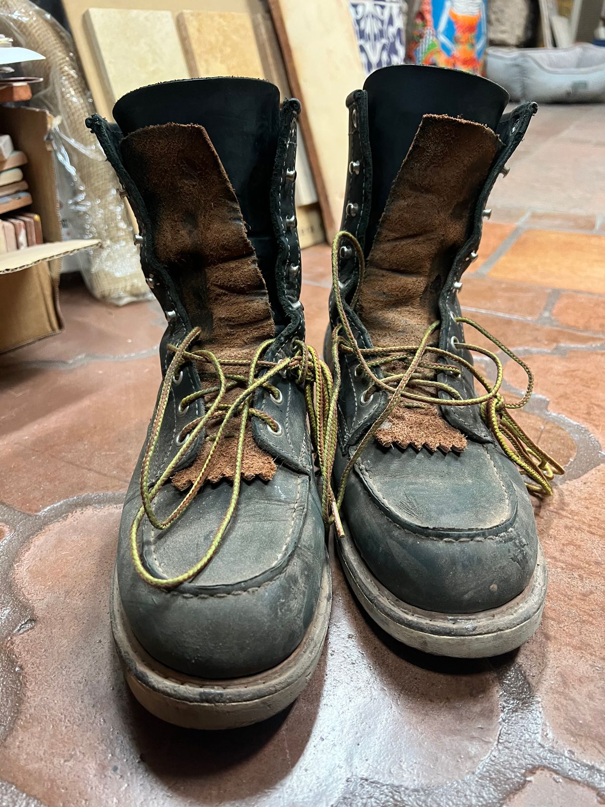 Photo by bootsnfloors on September 23, 2025 of the White's Perry 8" in Seidel Black Oil Tan.