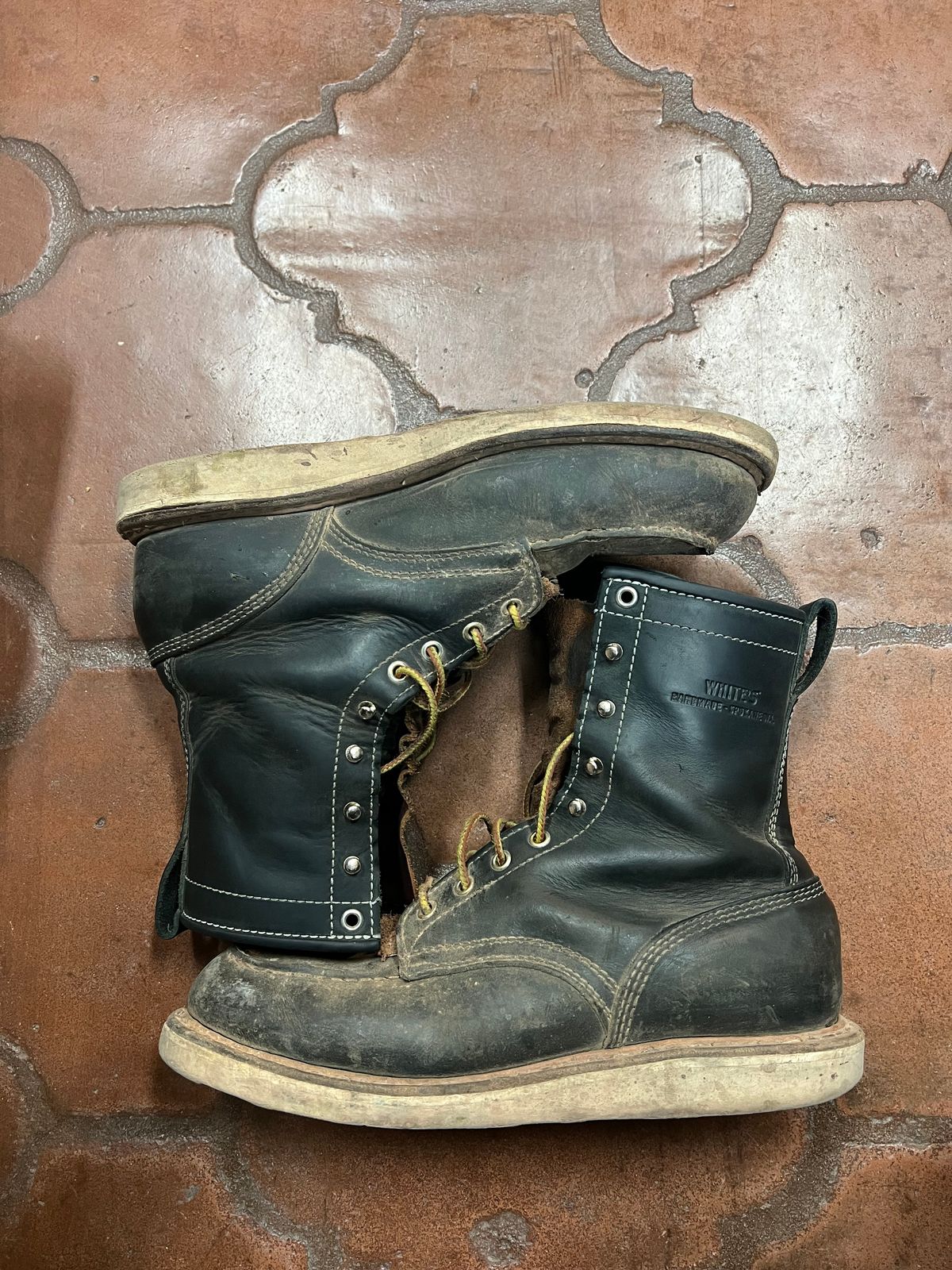 Photo by bootsnfloors on March 10, 2026 of the White's Perry 8" in Seidel Black Oil Tan.