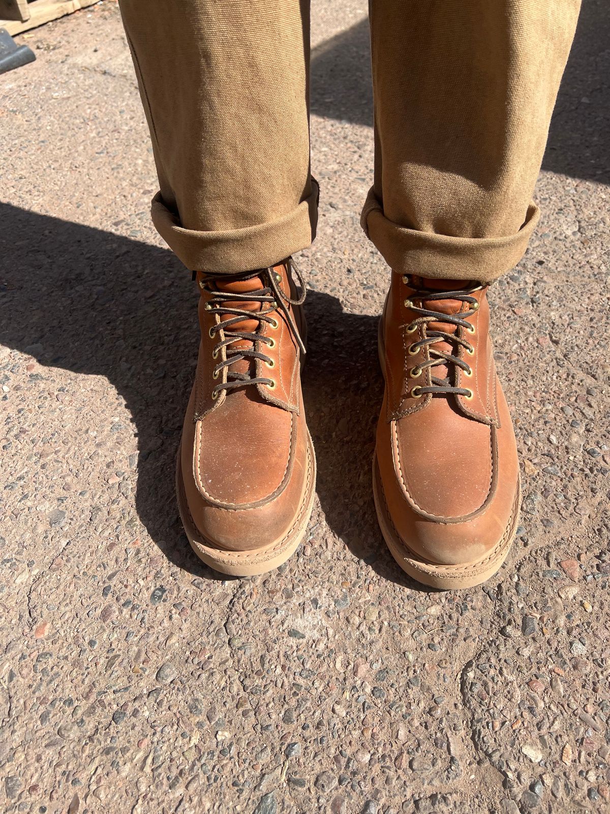 Photo by bootsnfloors on May 2, 2025 of the White's Perry 6" Select in Seidel Tobacco Stampede.