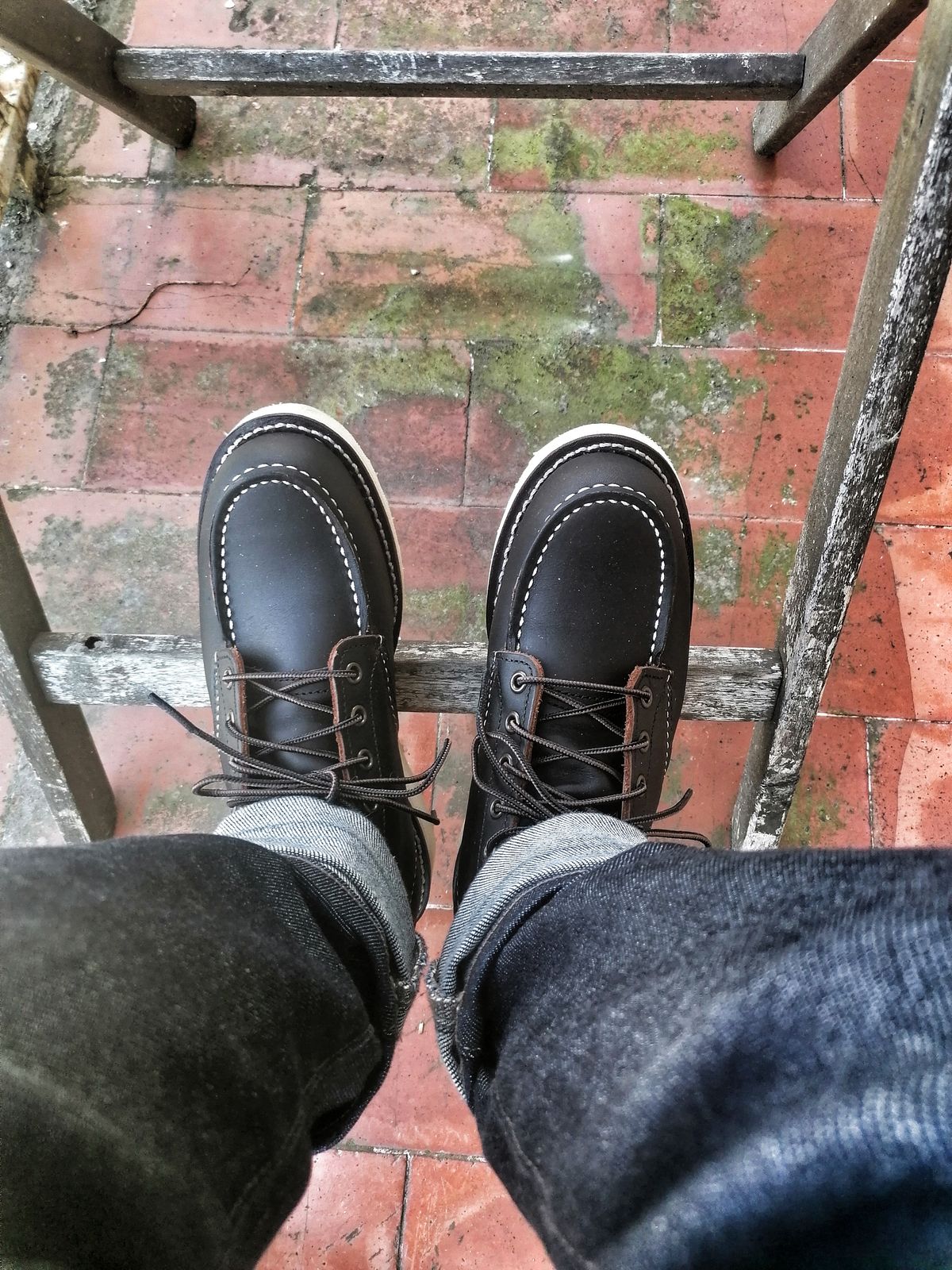Photo by AmbBarba on July 2, 2025 of the Red Wing 8849 Moc Toe Black Prairie in Leather Black.