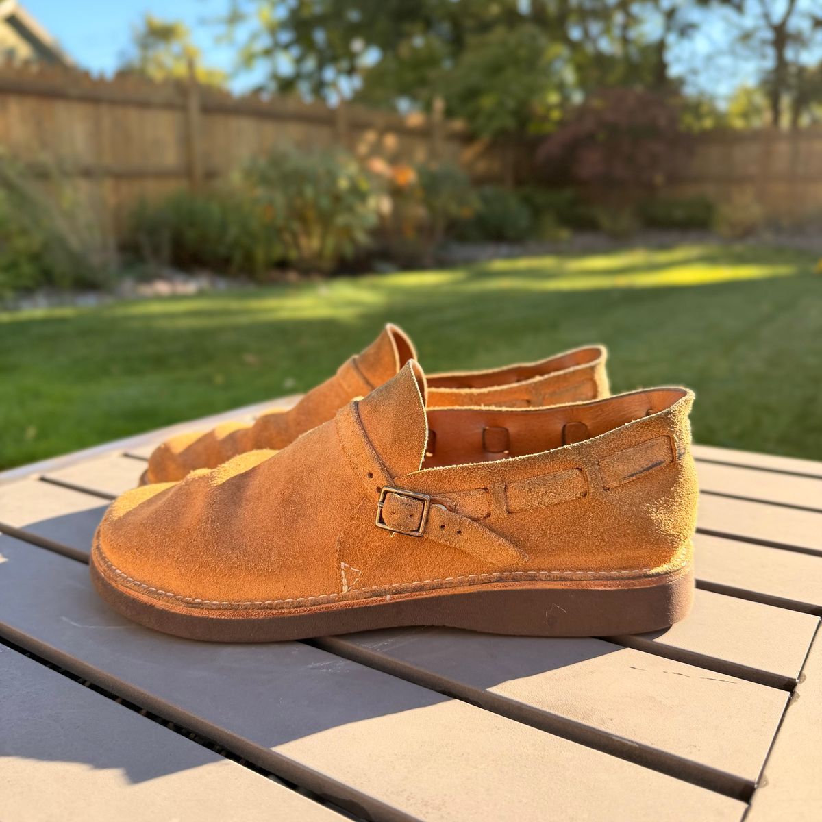 Photo by moznme on October 1, 2025 of the Oak Street Bootmakers Oak Street Bootmakers / Country Loafer in Horween Natural Chromexcel Roughout.