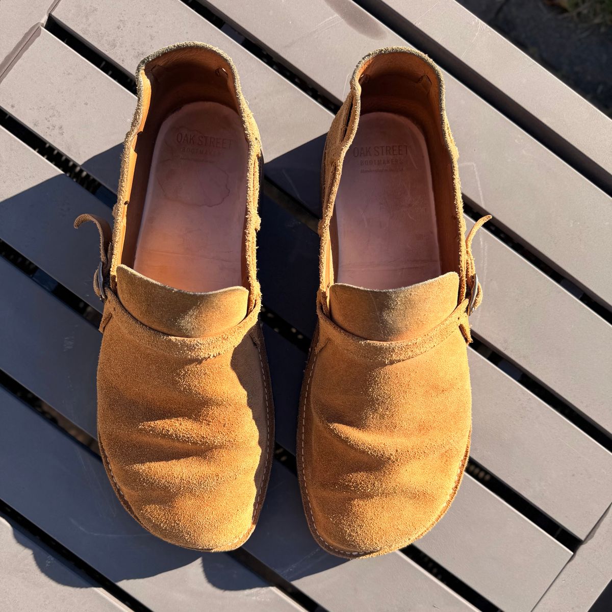 Photo by moznme on October 1, 2025 of the Oak Street Bootmakers Oak Street Bootmakers / Country Loafer in Horween Natural Chromexcel Roughout.