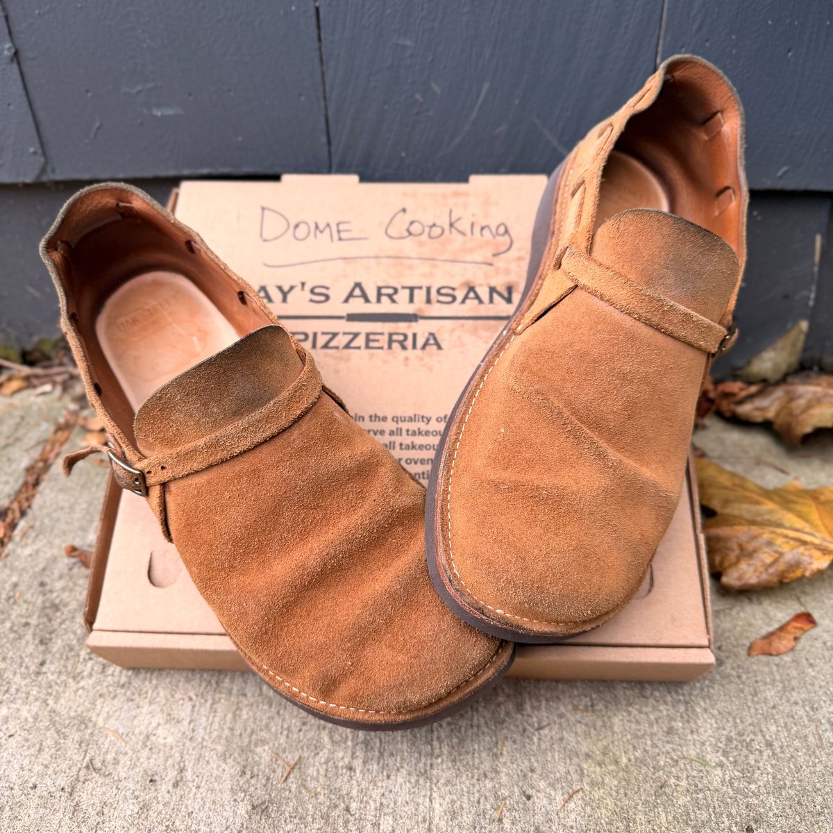 Photo by moznme on November 1, 2025 of the Oak Street Bootmakers Oak Street Bootmakers / Country Loafer in Horween Natural Chromexcel Roughout.