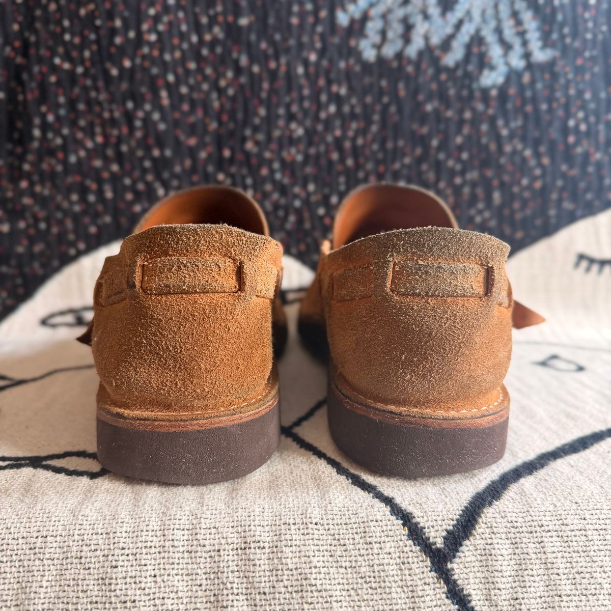 Photo by moznme on January 2, 2026 of the Oak Street Bootmakers Oak Street Bootmakers / Country Loafer in Horween Natural Chromexcel Roughout.