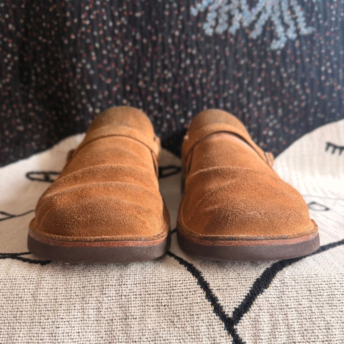 Photo by moznme on January 2, 2026 of the Oak Street Bootmakers Oak Street Bootmakers / Country Loafer in Horween Natural Chromexcel Roughout.