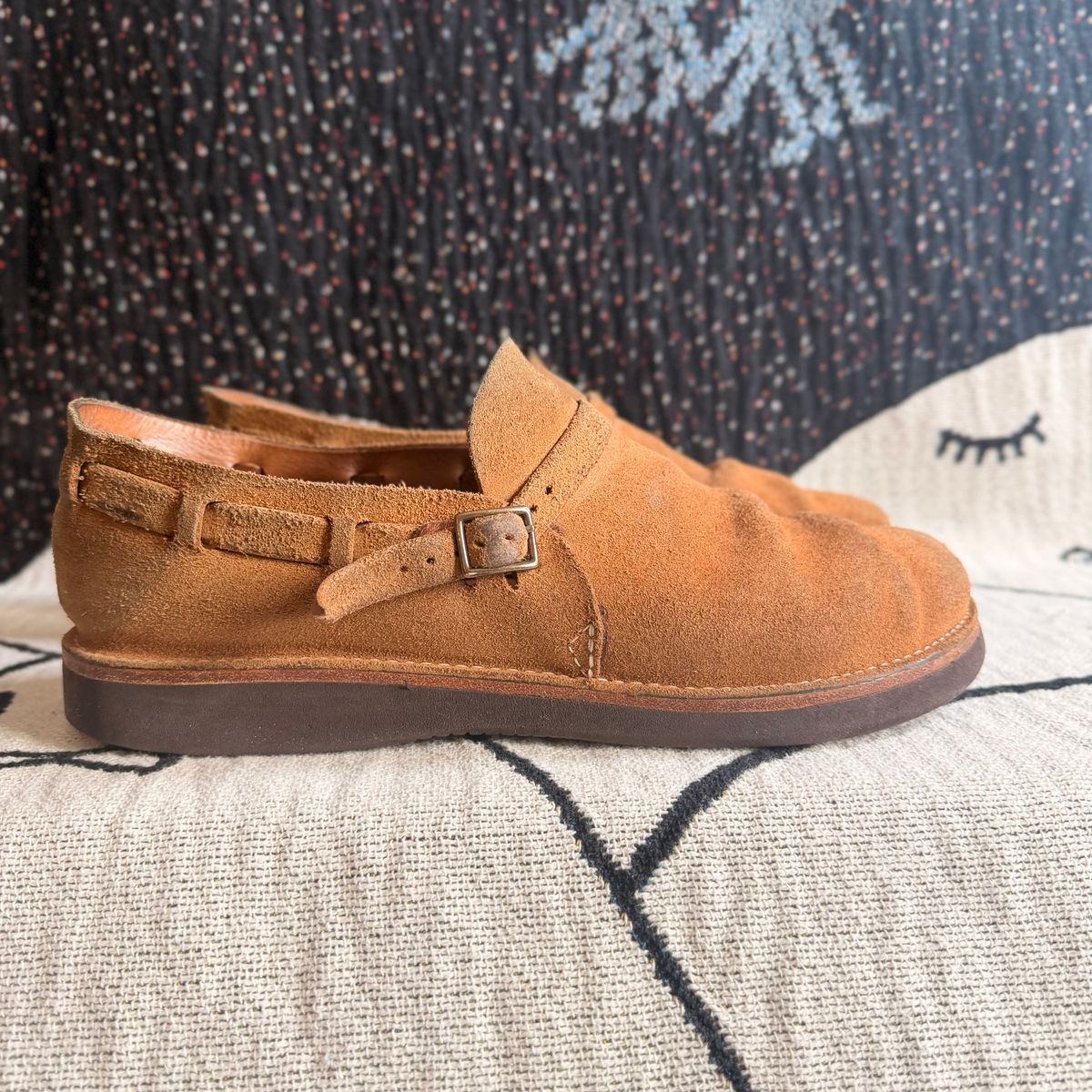 Photo by moznme on January 2, 2026 of the Oak Street Bootmakers Oak Street Bootmakers / Country Loafer in Horween Natural Chromexcel Roughout.