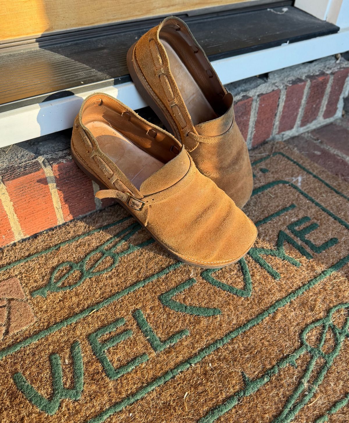 Photo by moznme on March 1, 2026 of the Oak Street Bootmakers Oak Street Bootmakers / Country Loafer in Horween Natural Chromexcel Roughout.