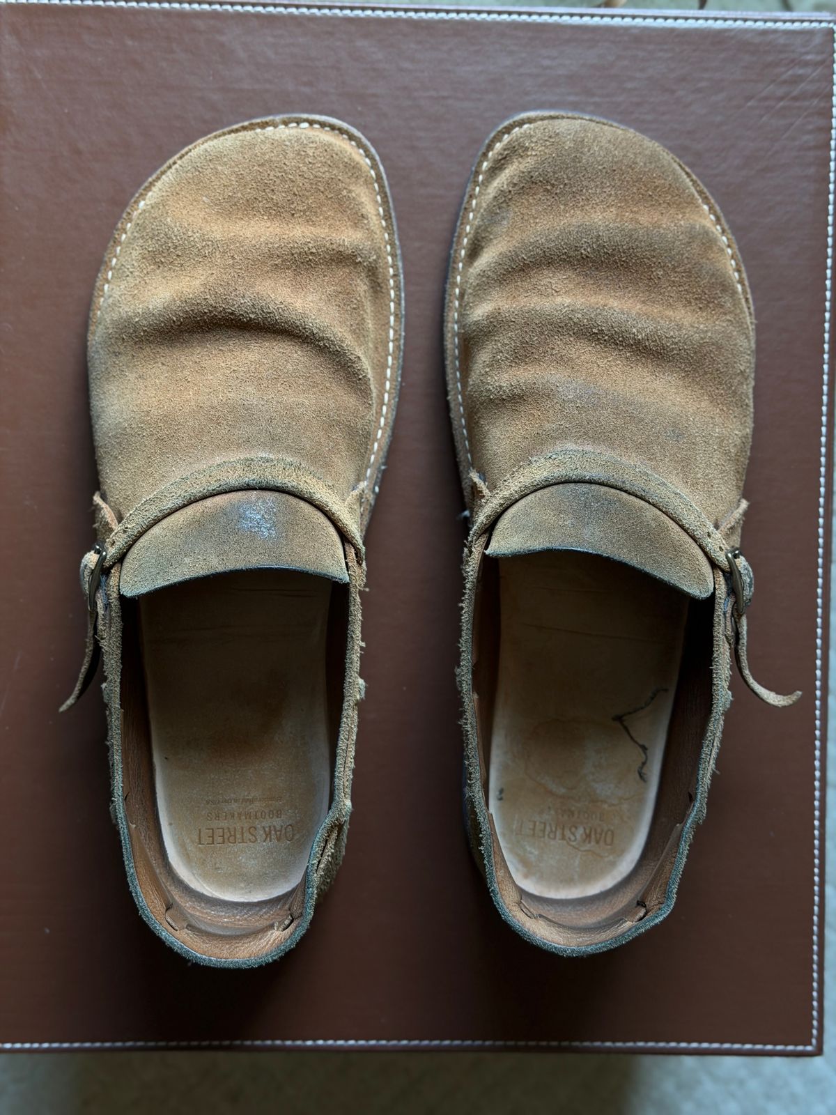 Photo by moznme on March 30, 2026 of the Oak Street Bootmakers Oak Street Bootmakers / Country Loafer in Horween Natural Chromexcel Roughout.