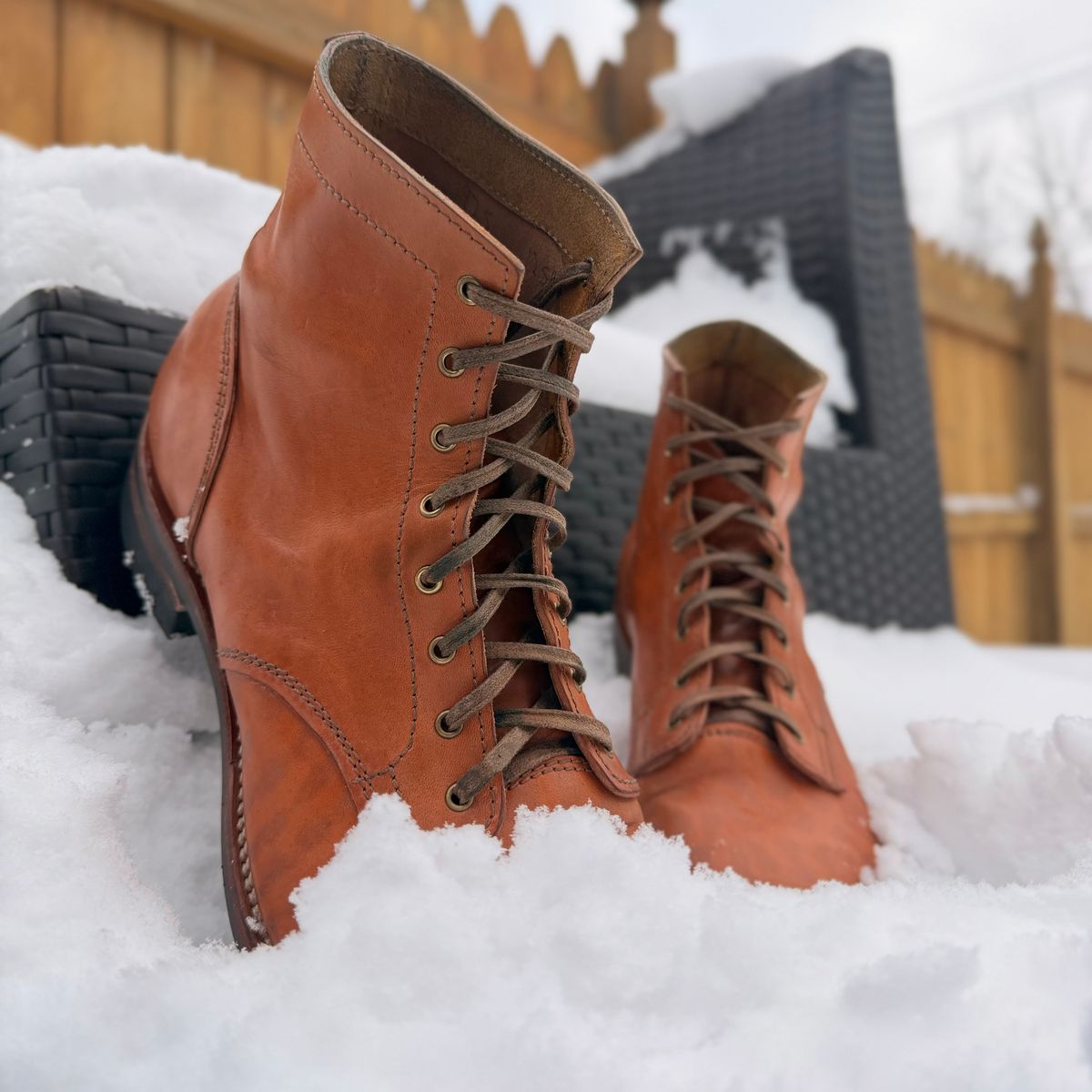 Photo by moznme on January 2, 2026 of the Oldspeed MFG Service Boot 6” in Horween Russet Horsehide Strips.