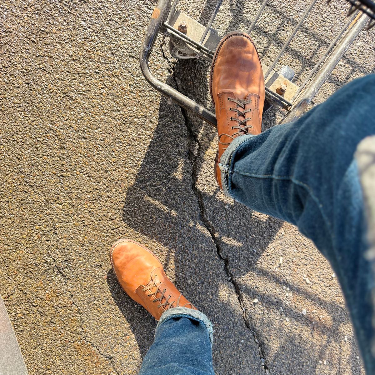 Photo by moznme on February 1, 2026 of the Oldspeed MFG Service Boot 6” in Horween Russet Horsehide Strips.