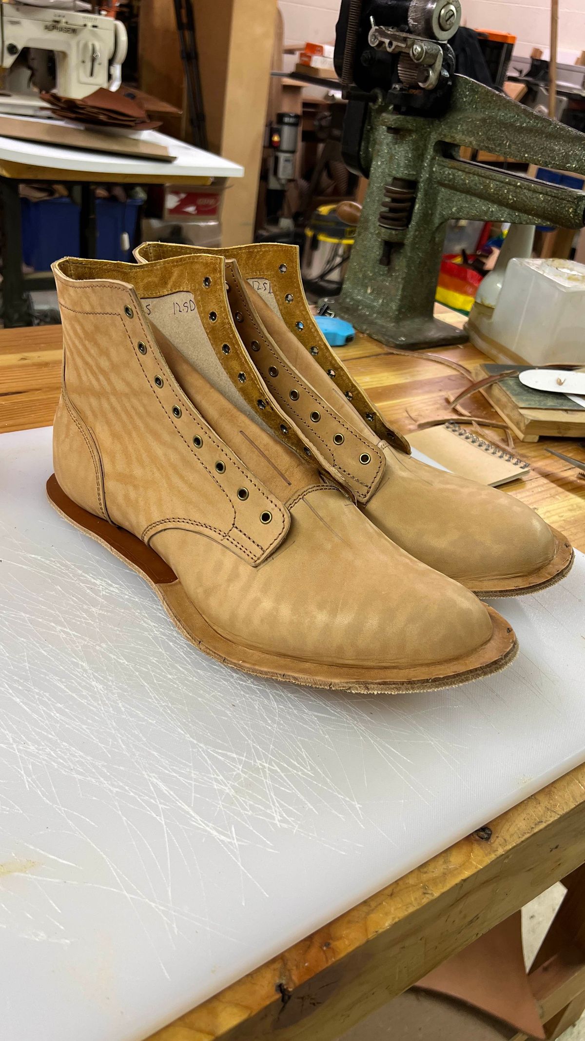 Photo by moznme on September 25, 2025 of the Oldspeed Service Boot 6” in Horween Russet Horsehide Strips.