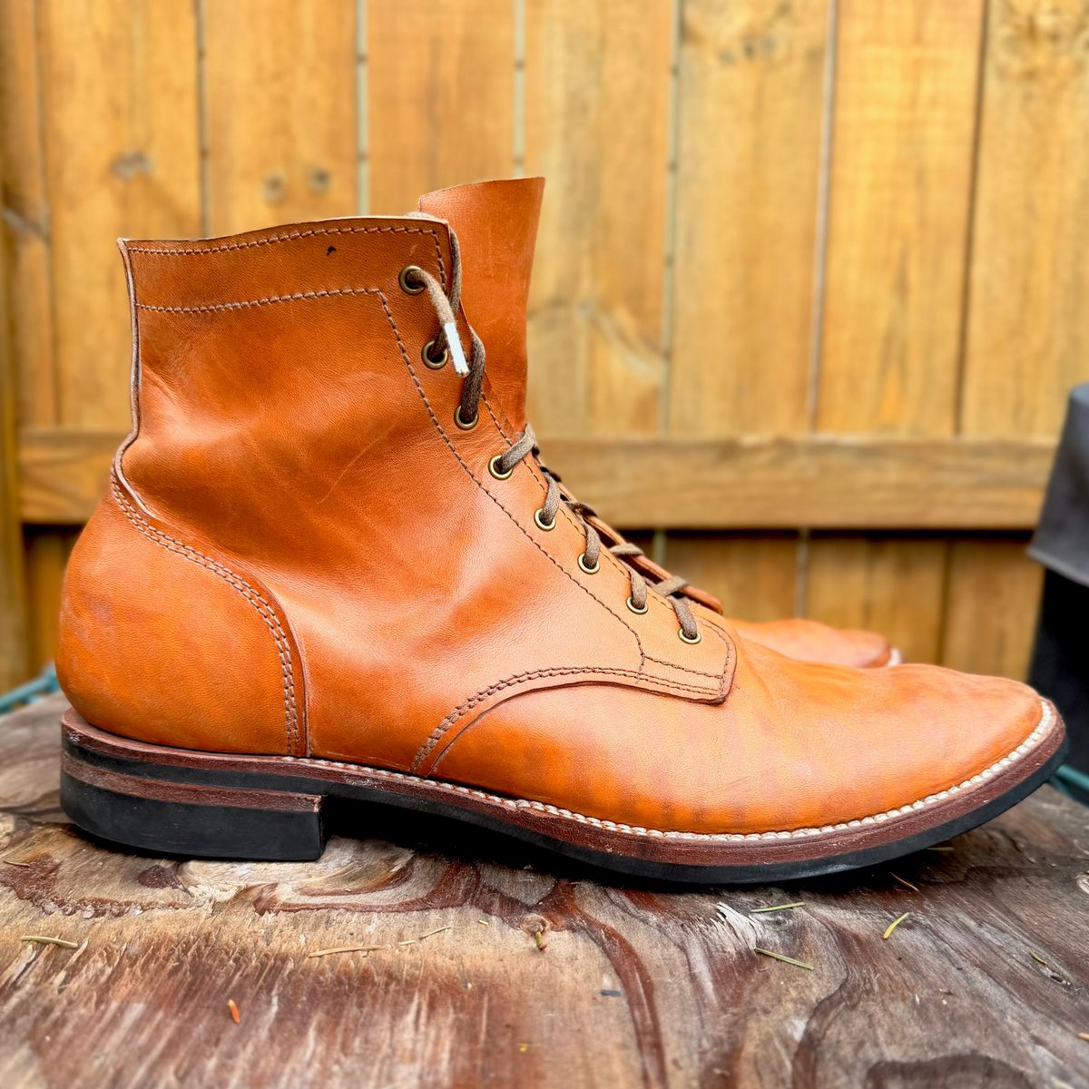 Photo by moznme on November 1, 2025 of the Oldspeed Service Boot 6” in Horween Russet Horsehide Strips.