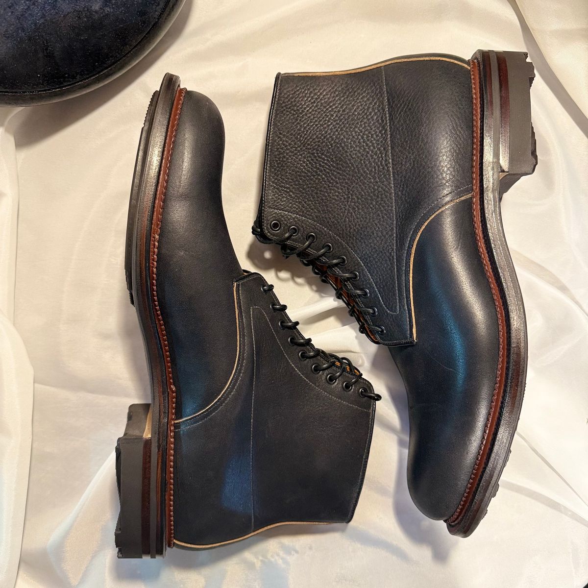 Photo by moznme on October 1, 2024 of the Viberg Navvy Boot in Horween Black Washed Chromexcel.