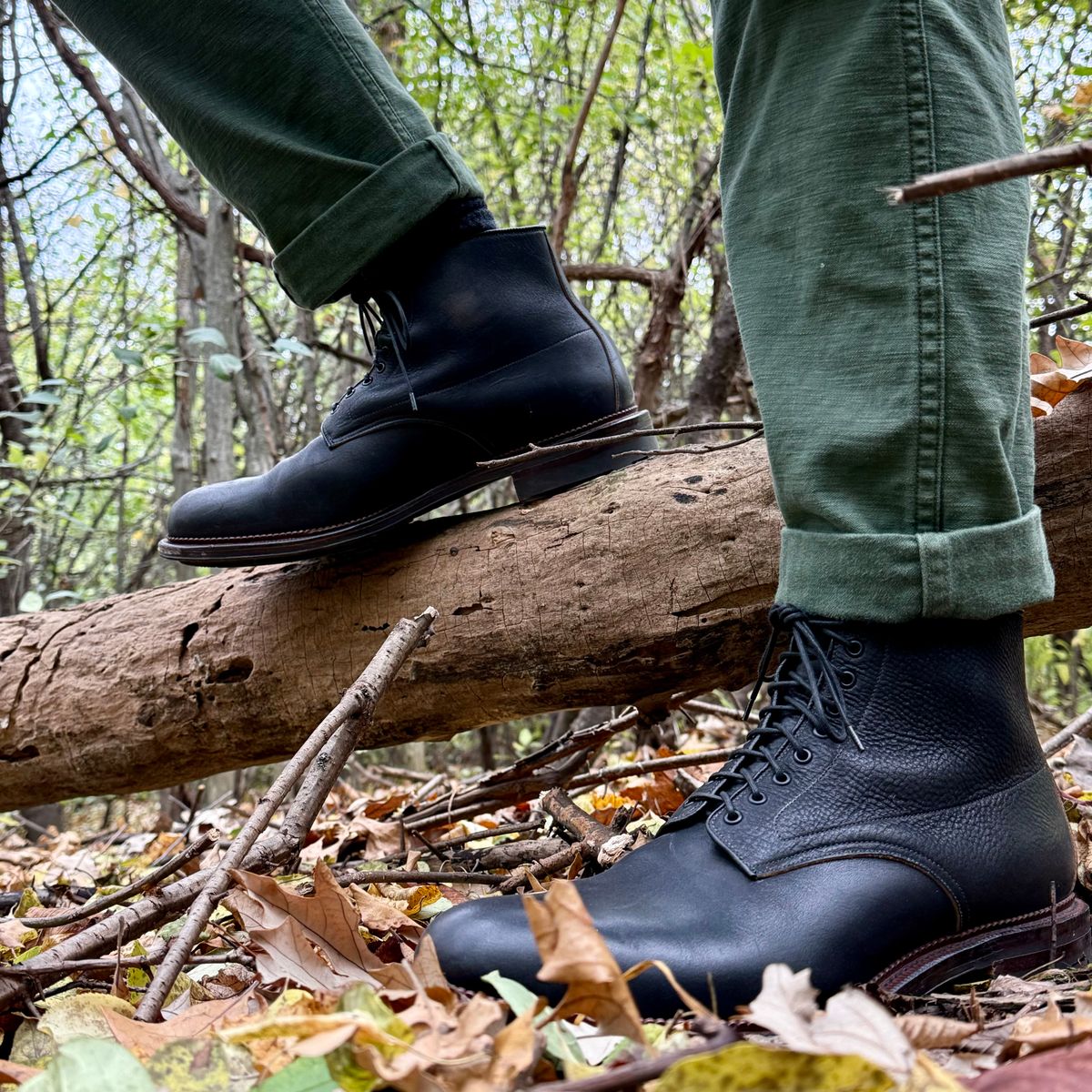 Photo by moznme on November 1, 2024 of the Viberg Navvy Boot in Horween Black Washed Chromexcel.