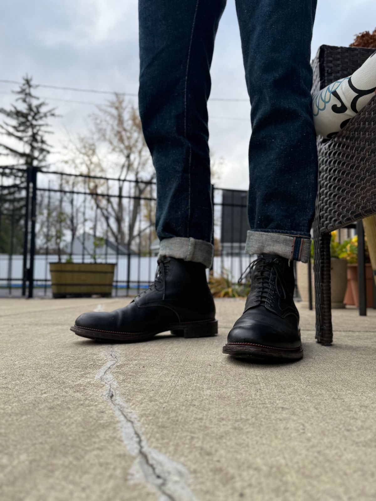 Photo by moznme on November 12, 2024 of the Viberg Navvy Boot in Horween Black Washed Chromexcel.