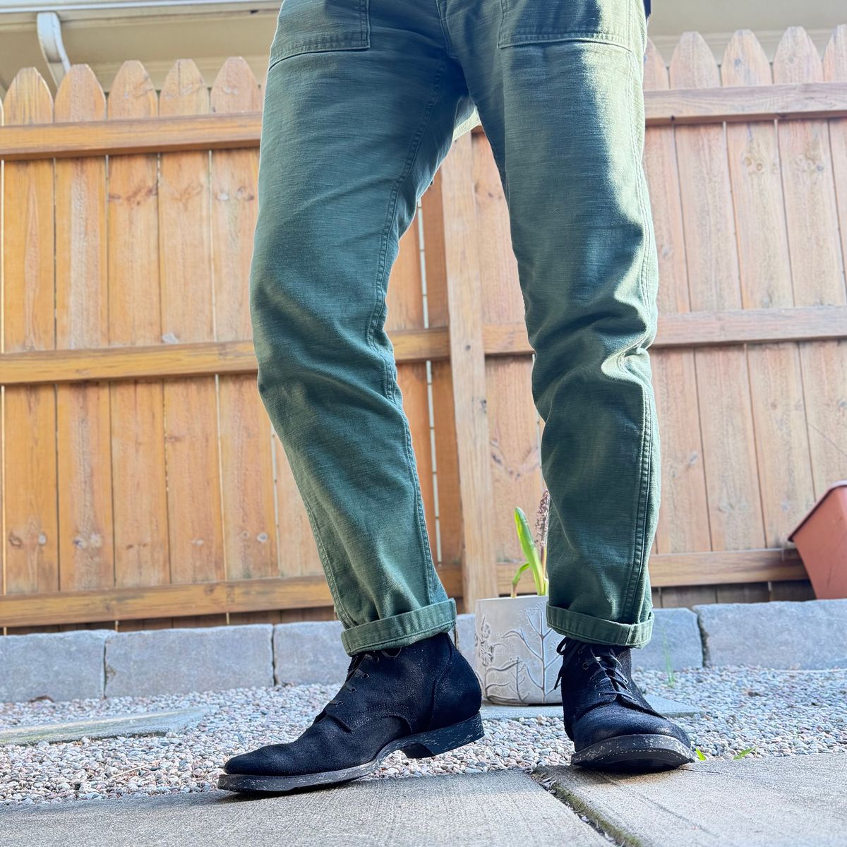 Photo by moznme on April 24, 2026 of the Clinch Yeager Boots in Clinch / Black Gustave Roughout cowhide.