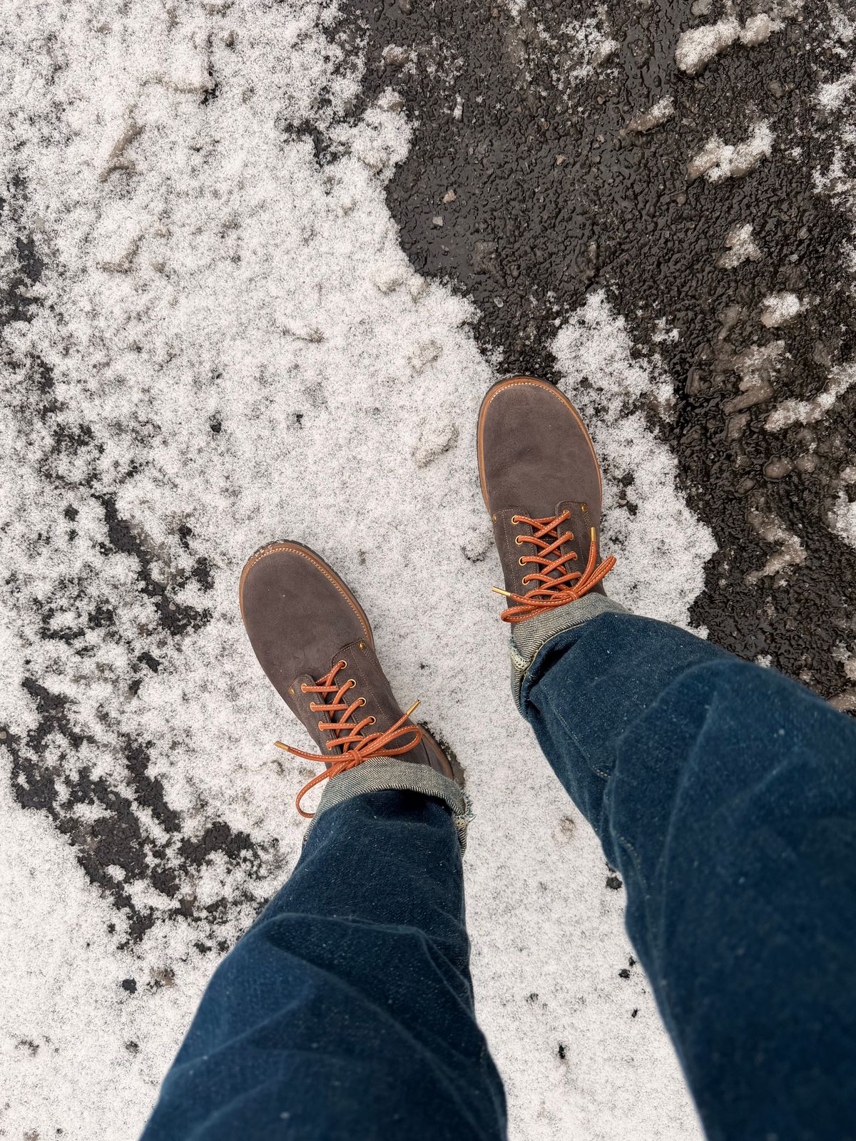 Photo by moznme on January 16, 2026 of the Iron Boots The Great Escape in Horween Navy Chamois Roughout.