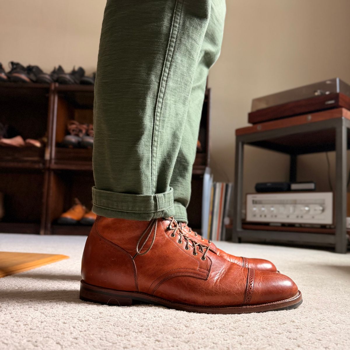 Photo by moznme on November 27, 2025 of the Viberg Service Boot BCT in Horween Natural Dublin.
