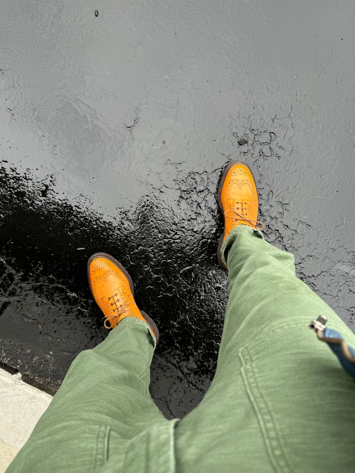 Photo by moznme on June 2, 2024 of the Tricker's Bourton Country Shoe in Acorn Antique.