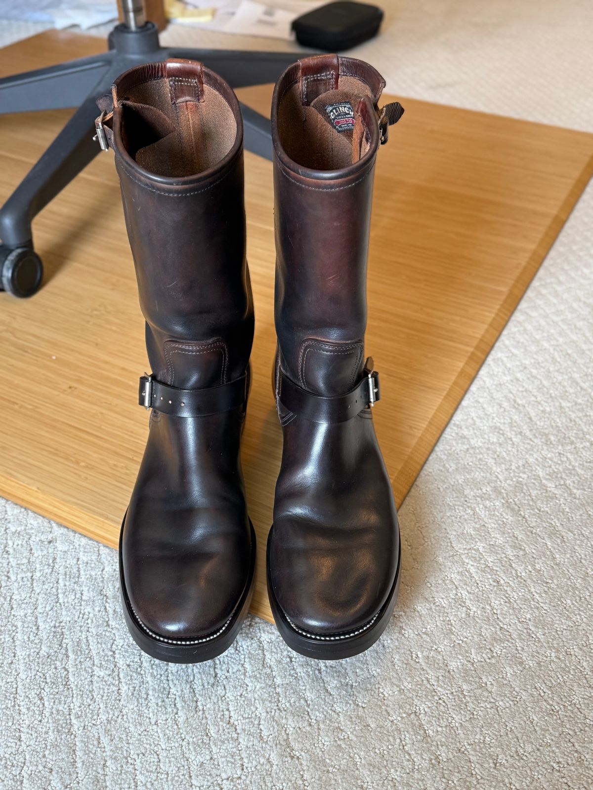 Photo by moznme on February 11, 2025 of the Clinch Engineer Boots 11-Inch Height in Clinch / Brown-Overdyed Latigo.