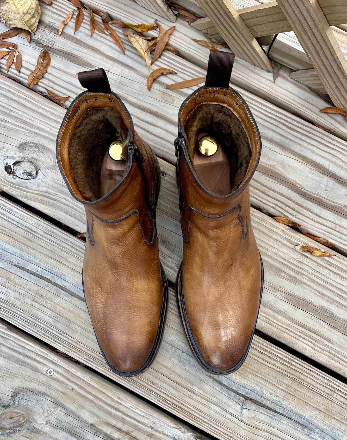Photo by theoldsole on November 2, 2024 of the Carlos Santos Maxwel in Unknown Grain Leather.