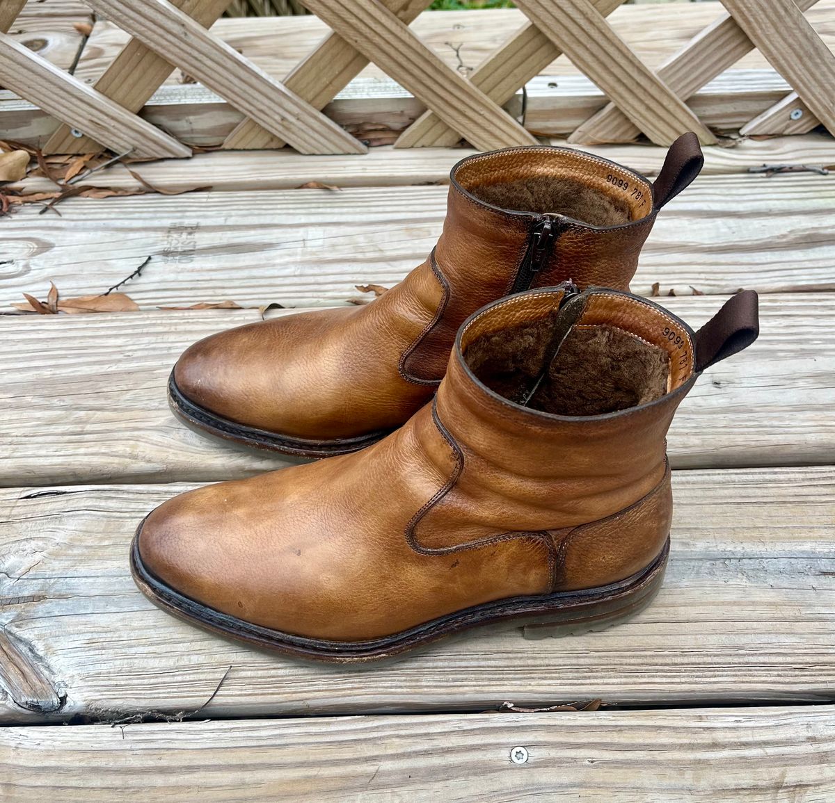 Photo by theoldsole on January 4, 2025 of the Carlos Santos Maxwel in Unknown Grain Leather.