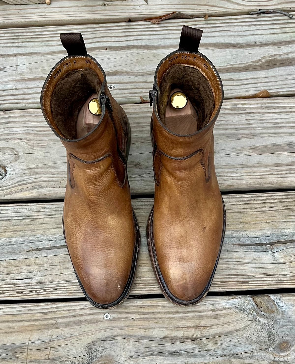 Photo by theoldsole on February 5, 2025 of the Carlos Santos Maxwel in Unknown Grain Leather.