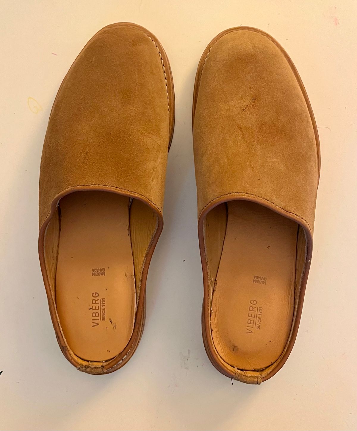 Photo by theoldsole on October 17, 2025 of the Viberg Mule in C.F. Stead Anise Calf Suede.
