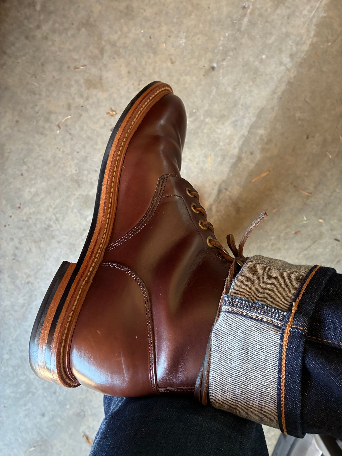 Photo by lottosheva on June 7, 2026 of the Grant Stone Diesel Boot in Horween Crimson Chromexcel.