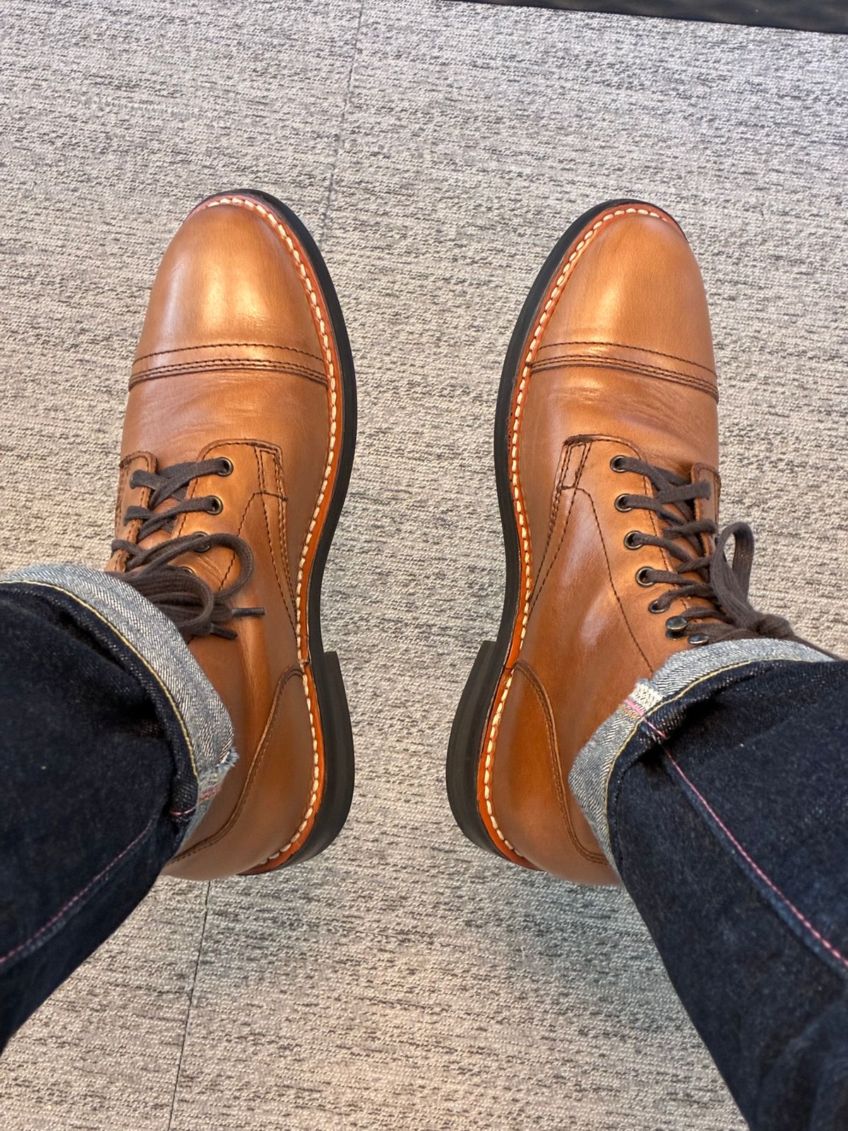 Photo by lottosheva on June 11, 2026 of the Thursday Captain in Horween Natural Chromexcel.