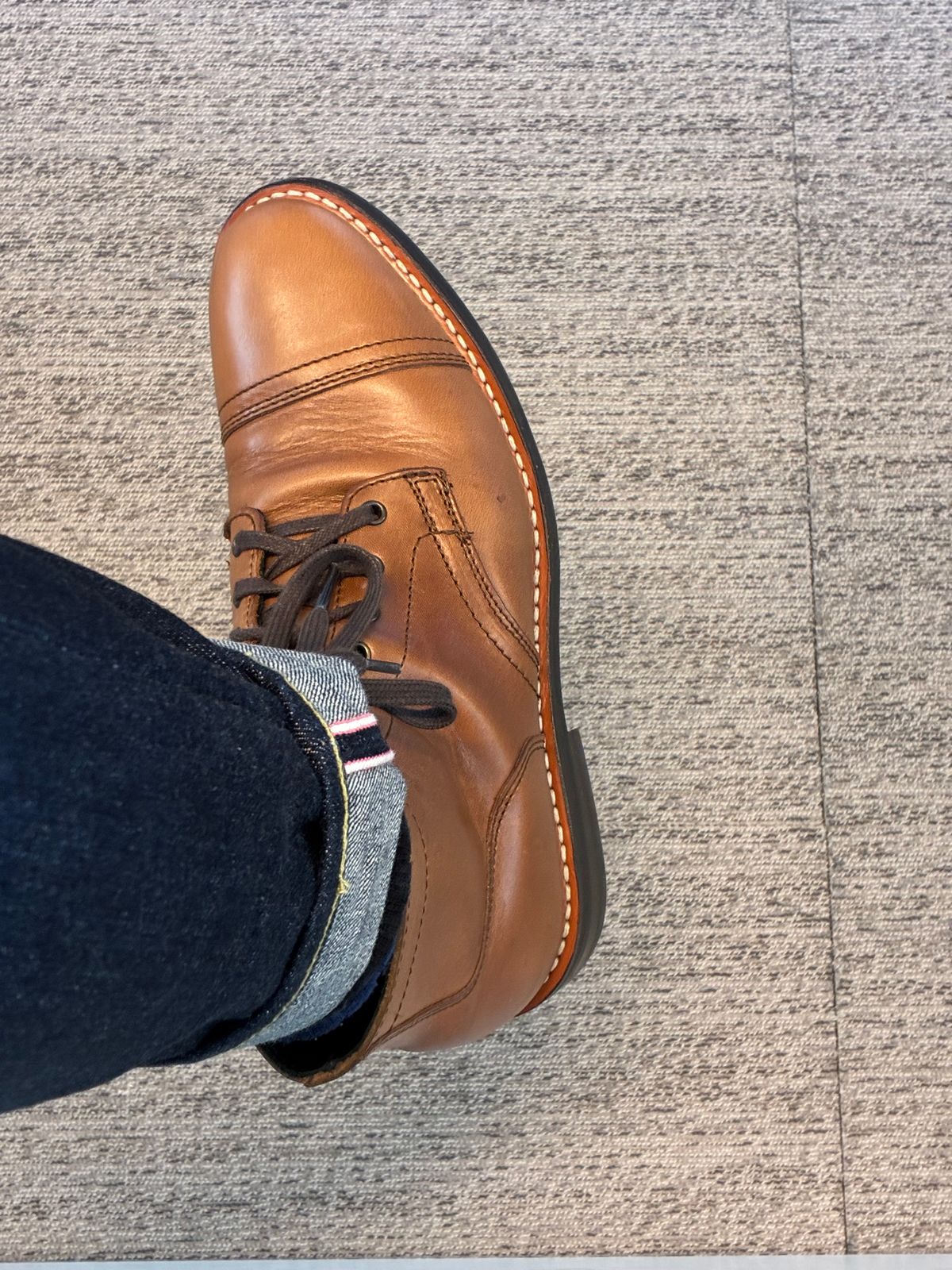 Photo by lottosheva on June 11, 2026 of the Thursday Captain in Horween Natural Chromexcel.
