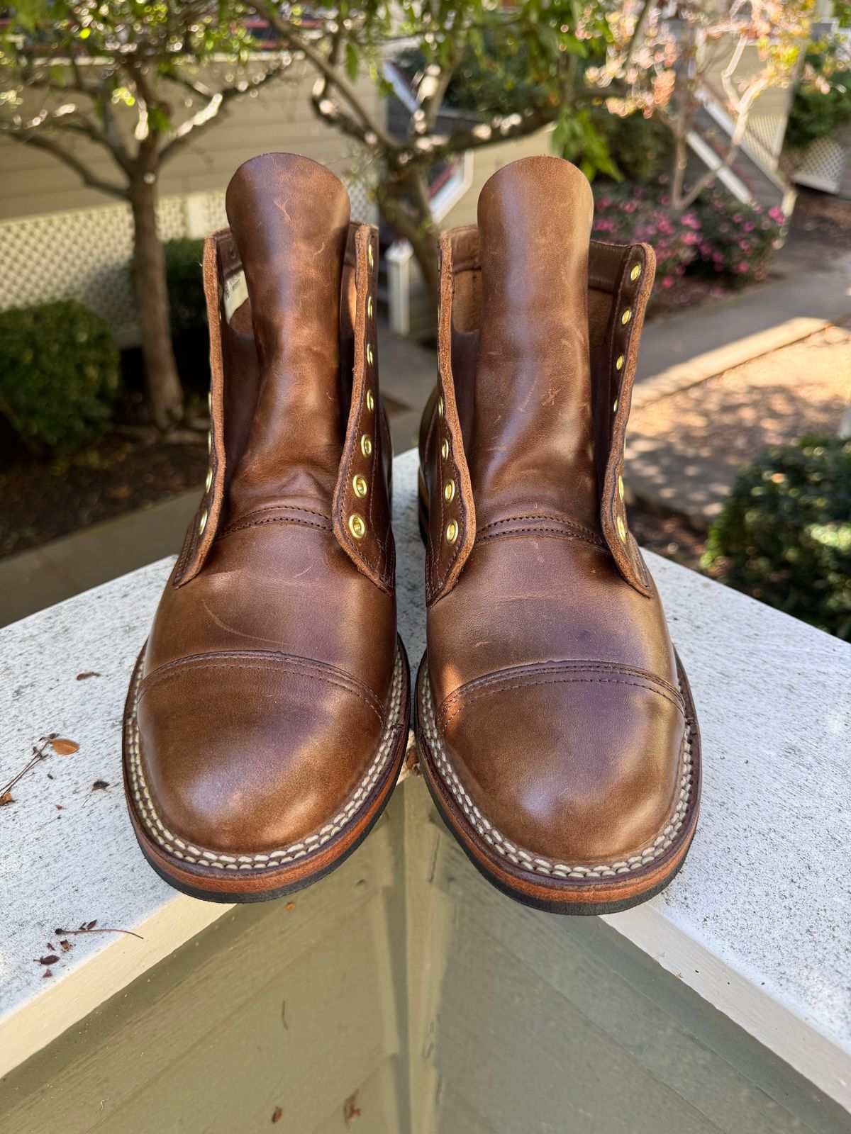 Photo by lubenthrust on October 11, 2024 of the Viberg Service Boot PCT in Horween Natural Chromexcel.