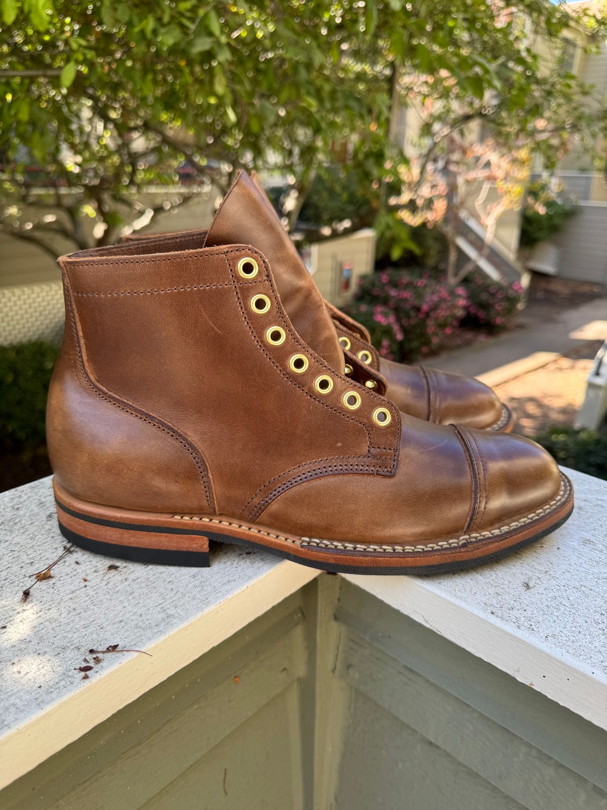 Photo by lubenthrust on October 11, 2024 of the Viberg Service Boot PCT in Horween Natural Chromexcel.