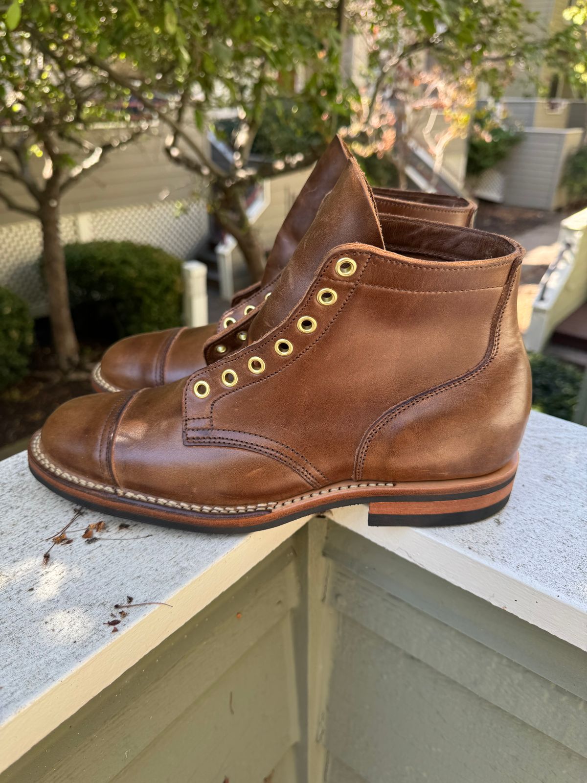 Photo by lubenthrust on October 11, 2024 of the Viberg Service Boot PCT in Horween Natural Chromexcel.