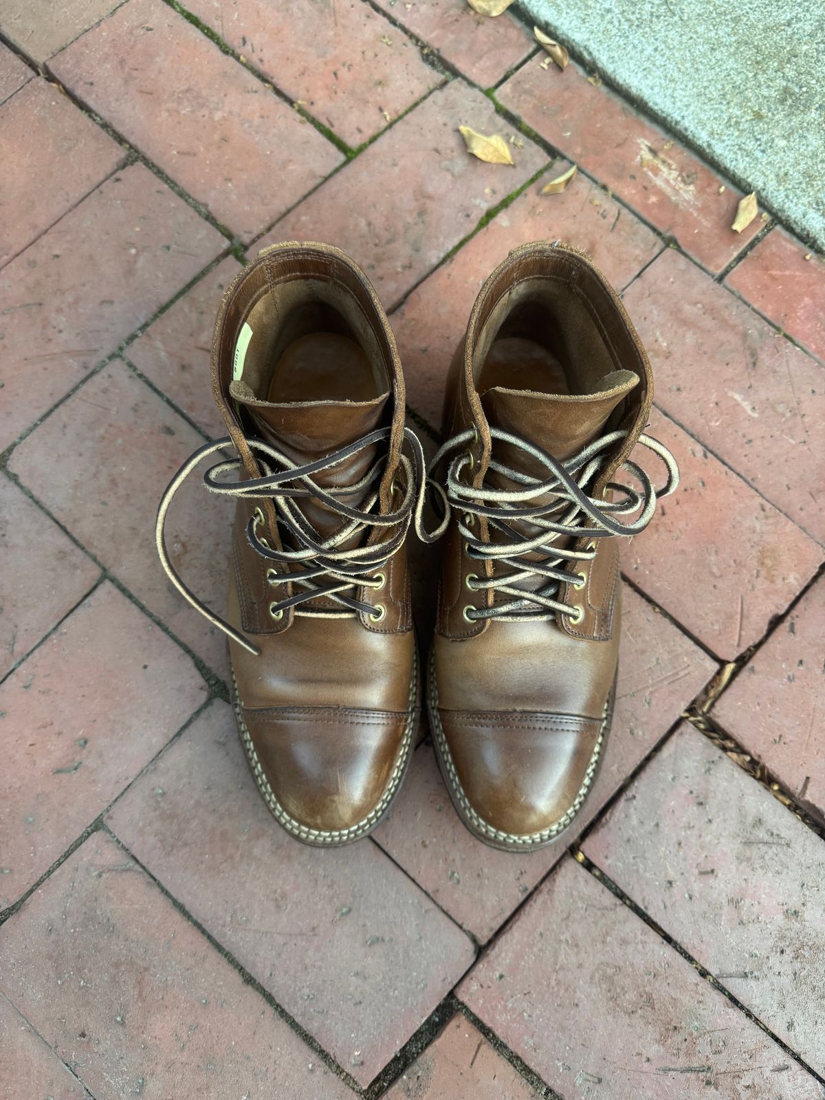 Photo by lubenthrust on December 6, 2024 of the Viberg Service Boot PCT in Horween Natural Chromexcel.