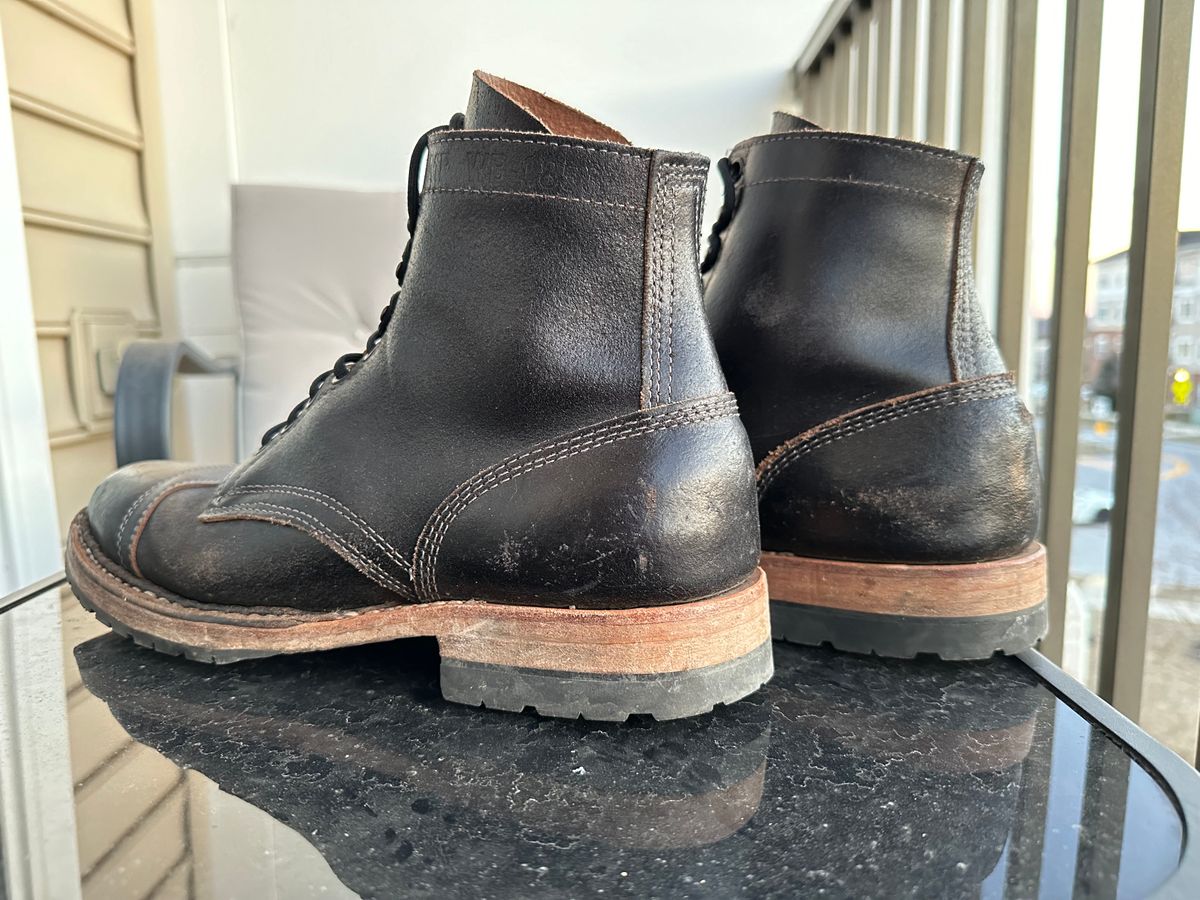 Photo by FutureCorpse33 on February 23, 2025 of the White's MP-Sherman Toe Cap in Horween Black Waxed Flesh.