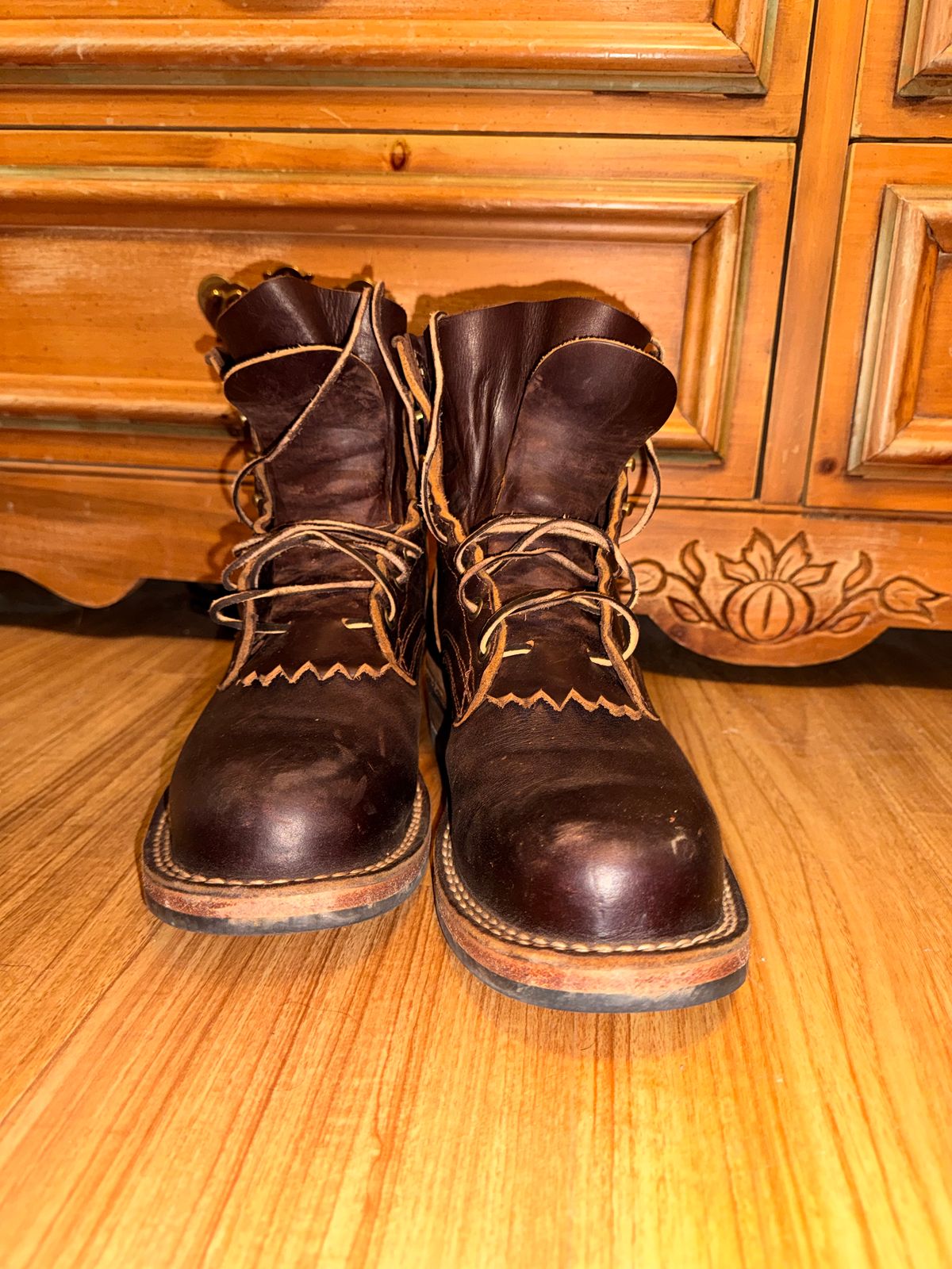 Photo by Ahab78 on October 2, 2025 of the Frank's Boots Wilshire in Seidel Brown Domain.